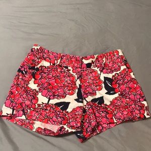 Vineyard Vines shorts